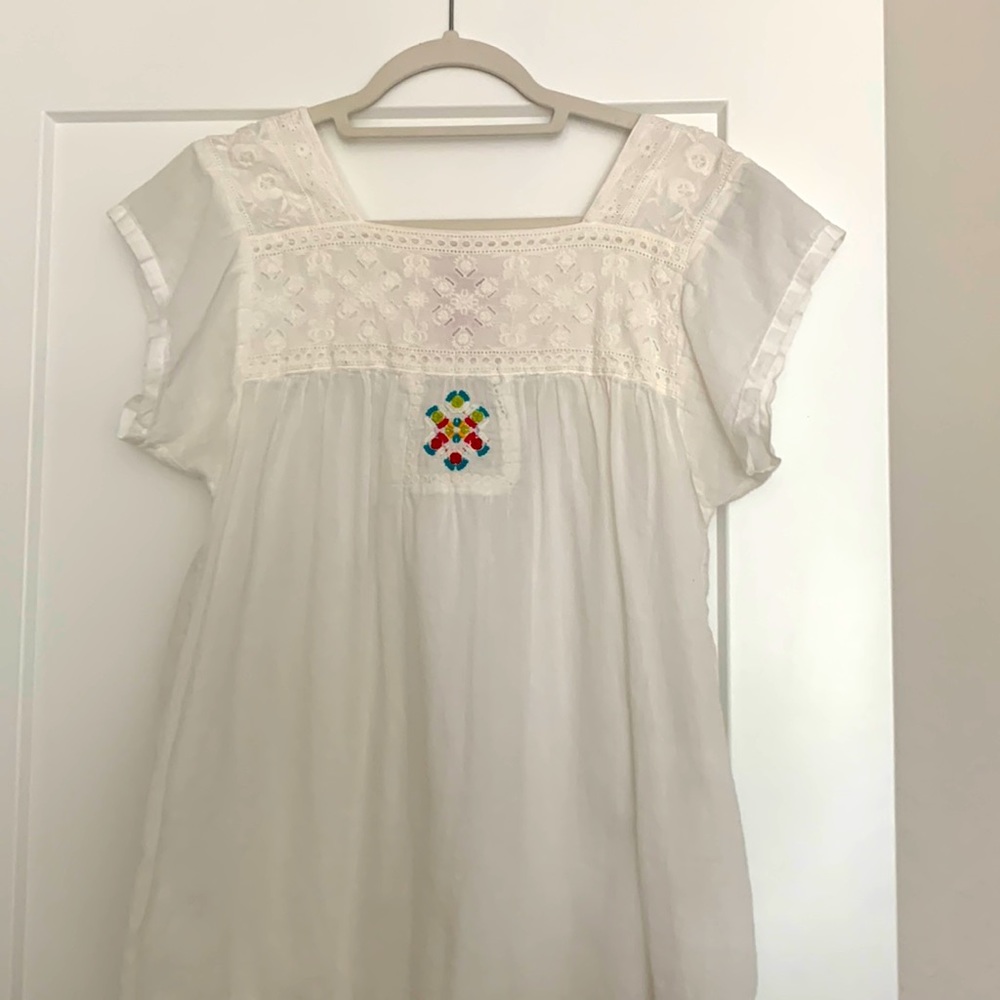Johnny Was embroidered blouse. Very loose and flowing with beautiful detail.